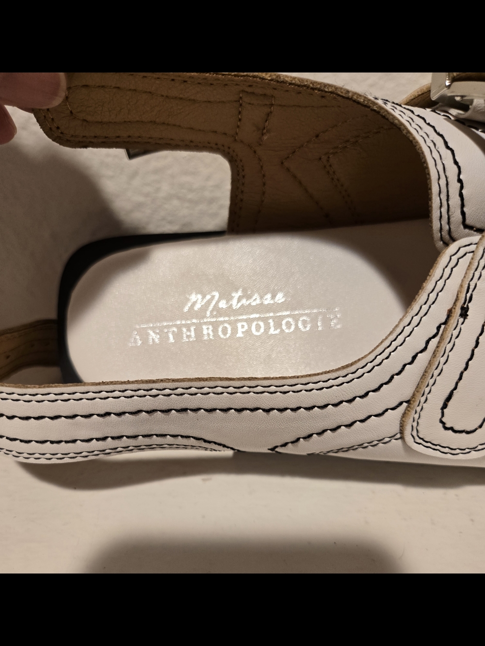 Coconuts By Matisse Contrast Stich Buckle Sandals - Picture 3 of 6